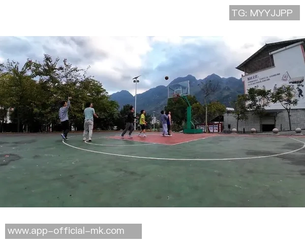 骑篮球的乐趣与技巧探索让你在运动中找到快乐与自信